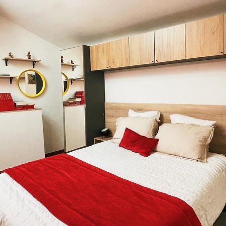 L'Hirondelle Apartment Chateau-Thierry Bagian luar foto
