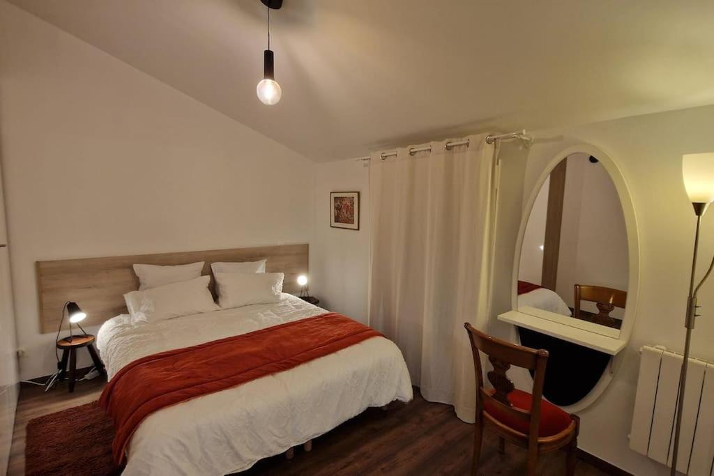 L'Hirondelle Apartment Chateau-Thierry Bagian luar foto