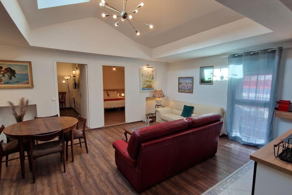 L'Hirondelle Apartment Chateau-Thierry Bagian luar foto