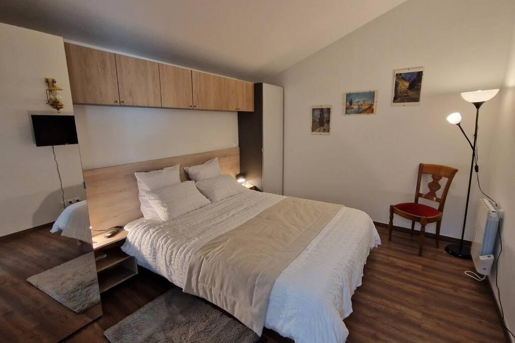 L'Hirondelle Apartment Chateau-Thierry Bagian luar foto